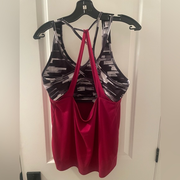 Hyba Built-in Bra Strappy Workout Tank - Picture 2 of 6